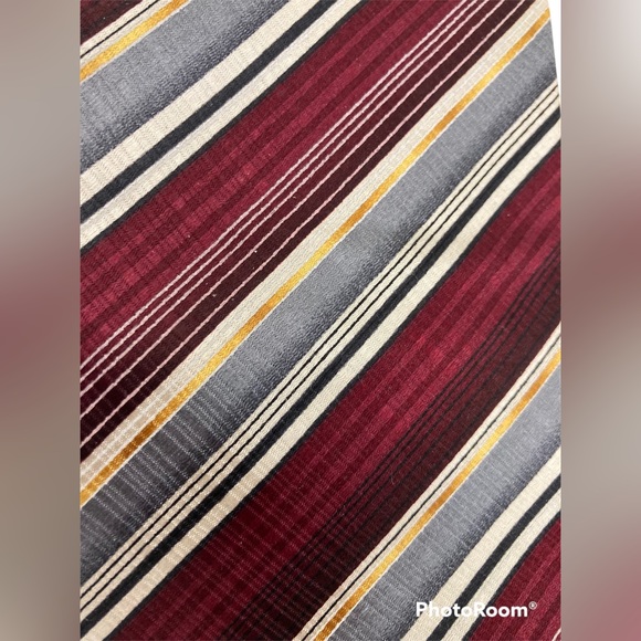 Umberto Bossi 100% Silk Tie - Picture 2 of 6